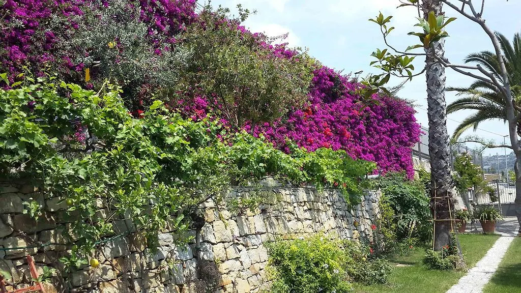 Villa Gabry B&B Ospedaletti Bed & Breakfast