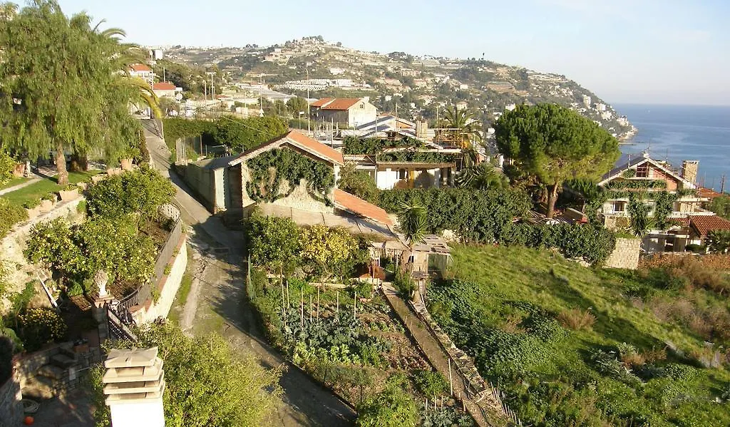 Villa Gabry B&B Ospedaletti