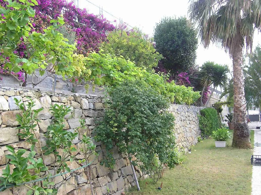 Villa Gabry B&B Ospedaletti Bed & Breakfast