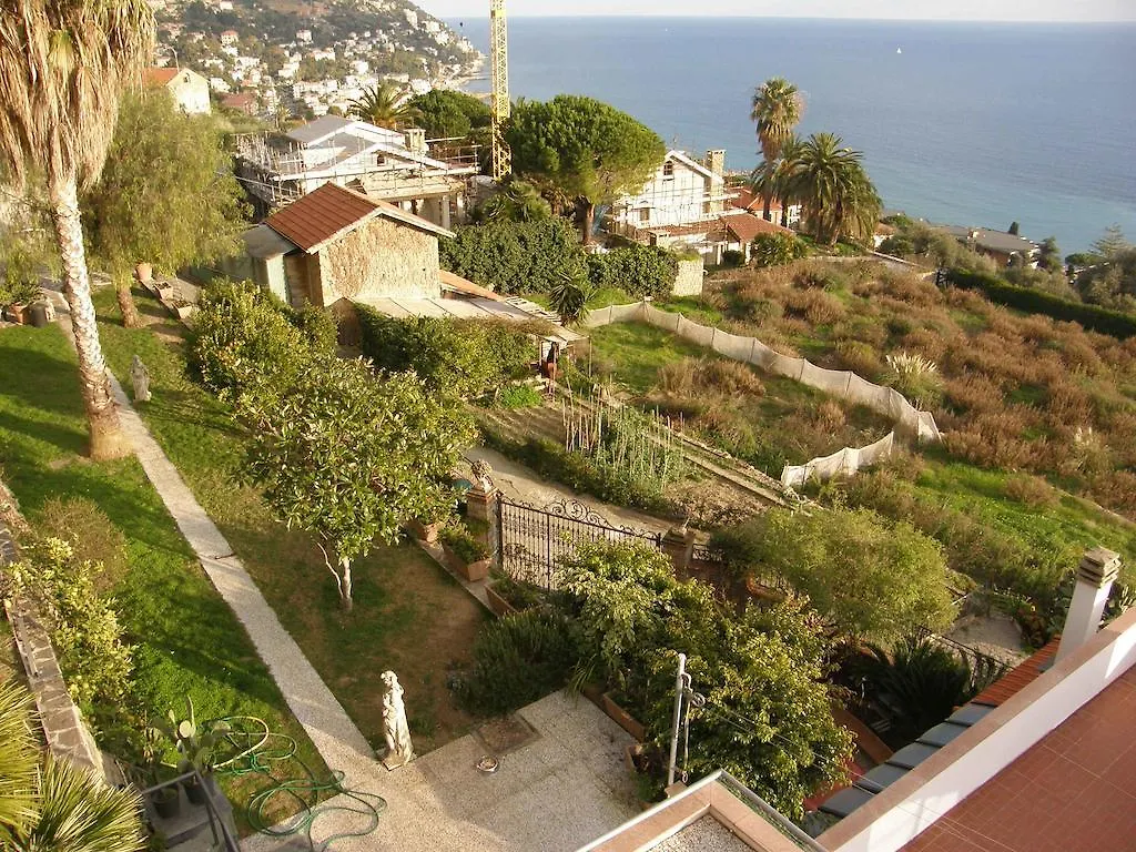 Bed & Breakfast Villa Gabry B&B Ospedaletti Italy
